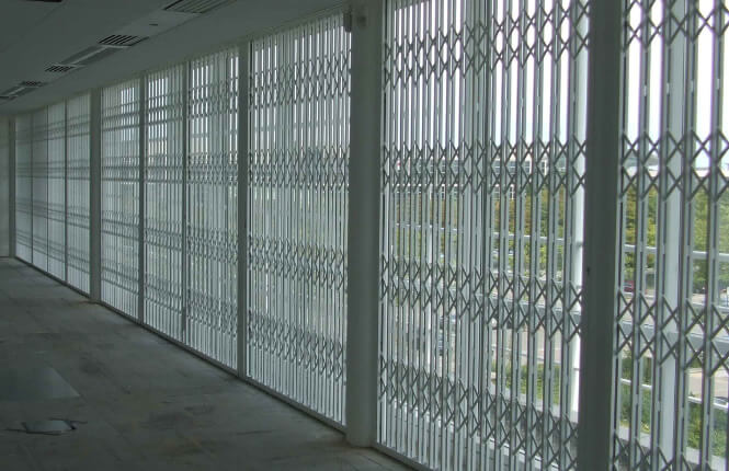 RSG1400 LPS1175 SR3 security grilles on new retail outlets in Islington.