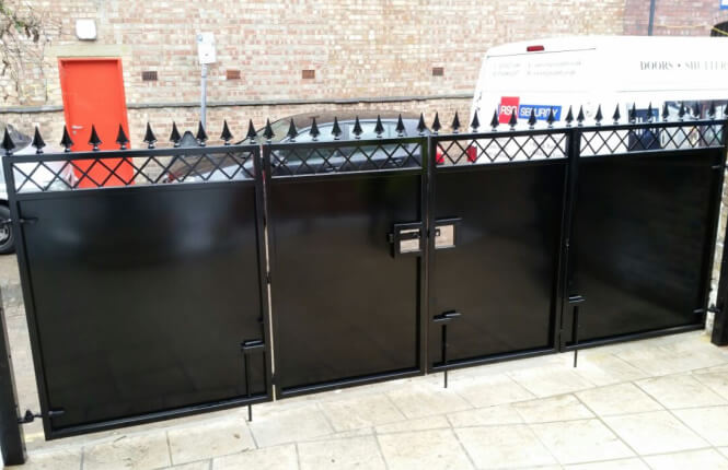 RSG3200 entrance gate for residential estate in Hackney.