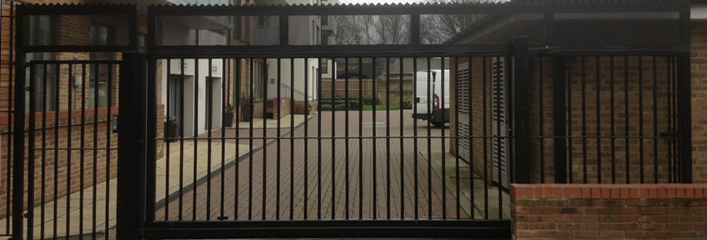 RSG3600 sliding and hinged gates on communal carpark in Wimbledon