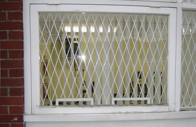 RSG800 mesh grille securing industrial unit in Clapham, South London.