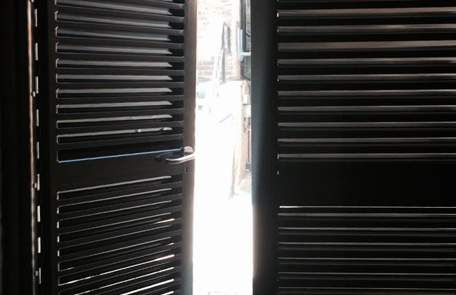 RSG8200 fabricated fully louvre doors installed in London.